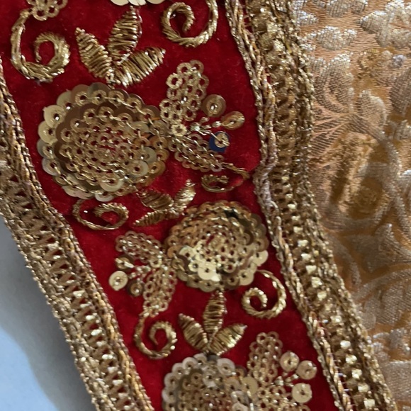 Stunning kids lehenga choli - Picture 13 of 13